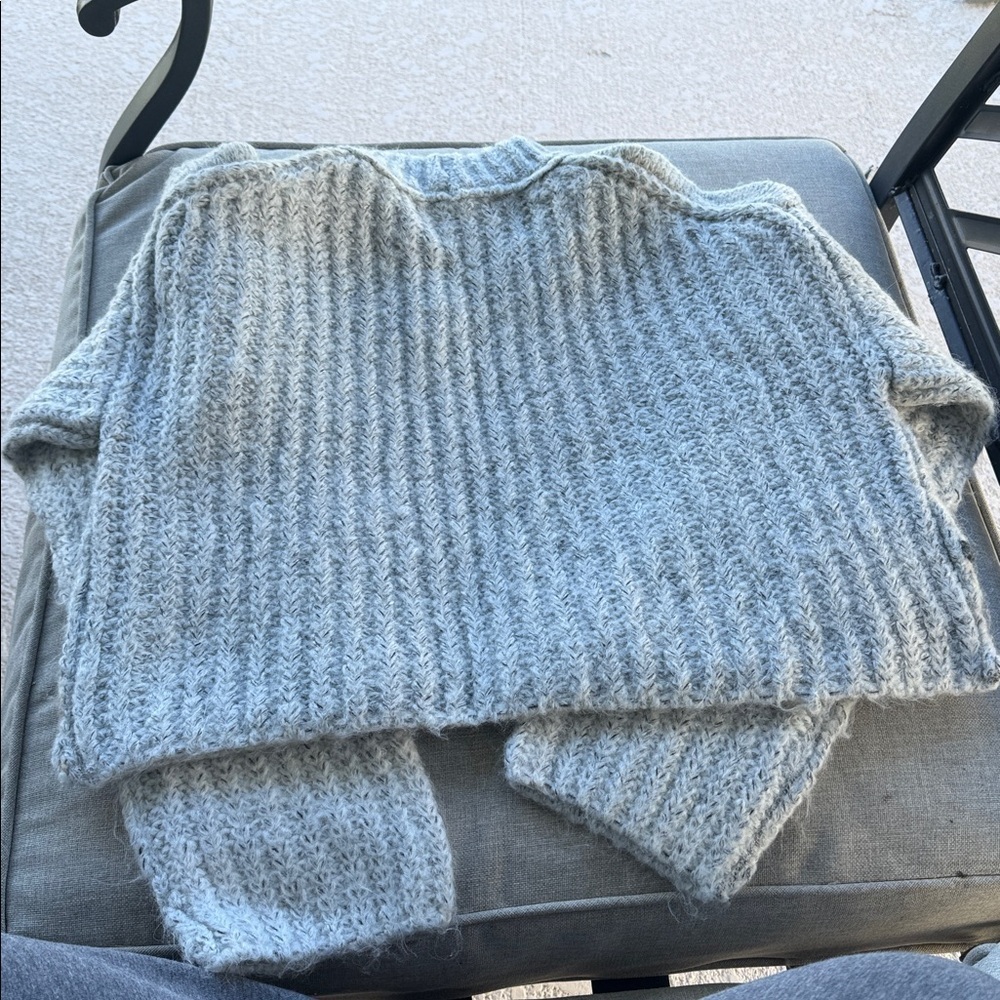 Forever 21 Gray and Cream Patterned Turtleneck Sweater - Picture 2 of 3